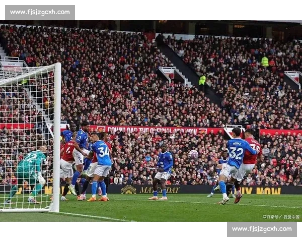 半场战报：卡什世界波破门 维拉 1-0 暂压曼城